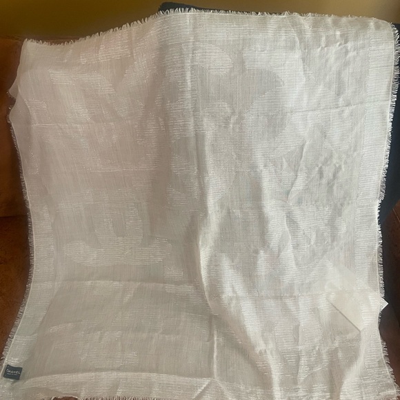 Authentic, New Chanel logo scarf 33“ x 33“ - Picture 2 of 4